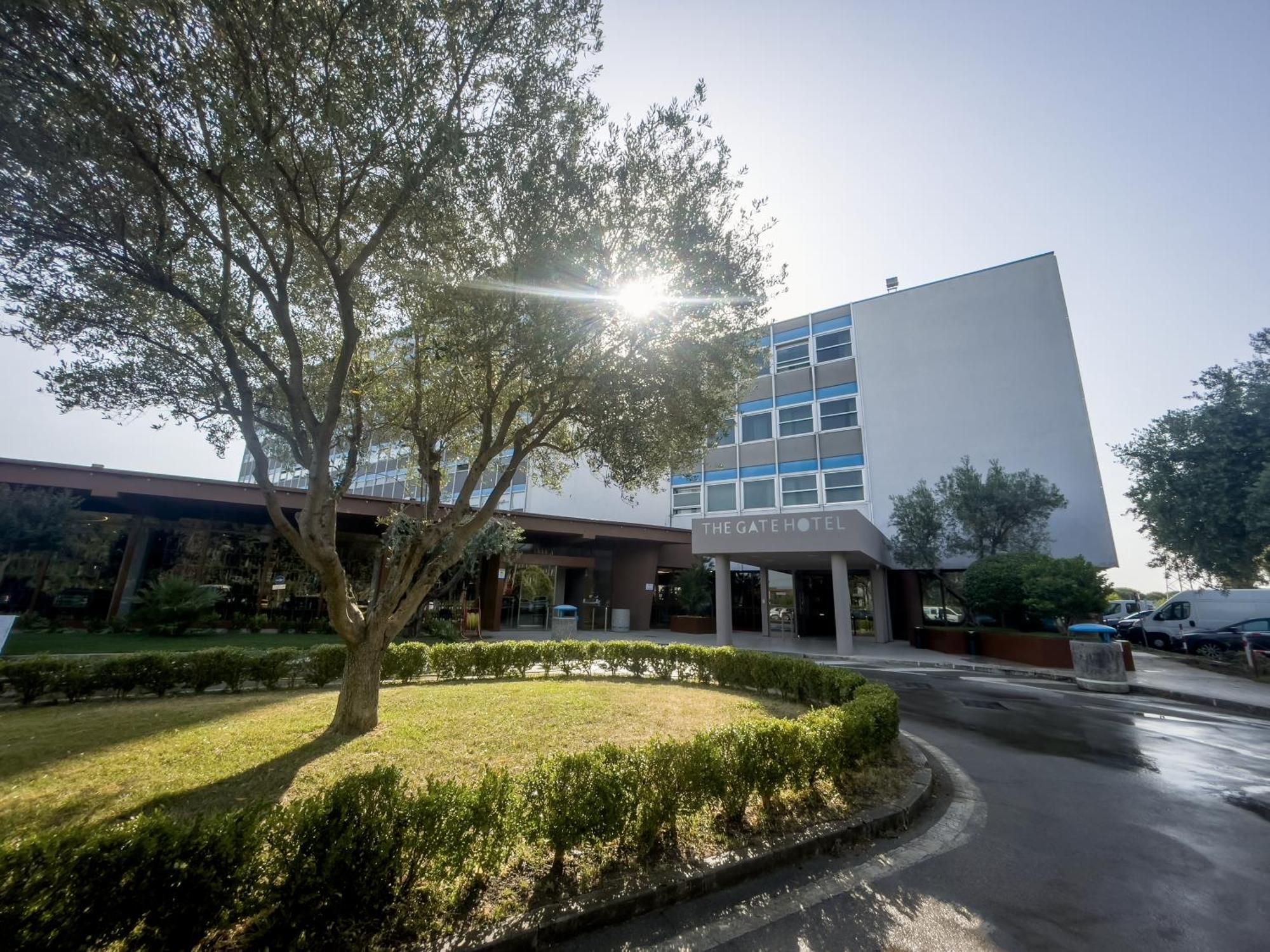 The Gate Hotel Sesto Fiorentino Exterior photo